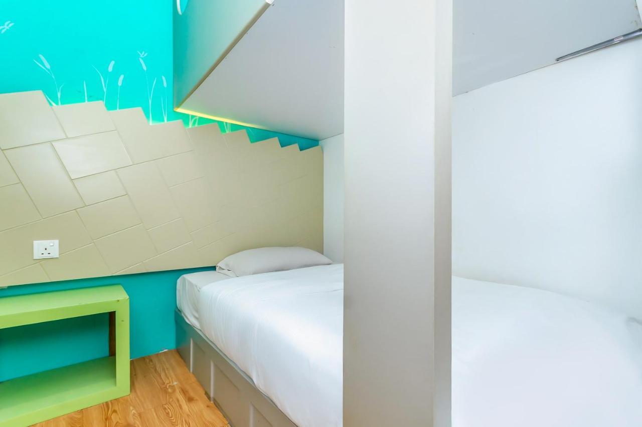 Spot On 89816 Warm Blanket Hotel Johor Bahru Exterior foto