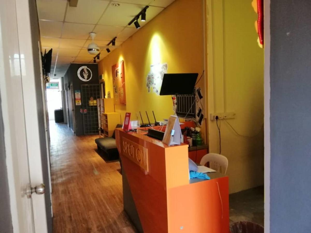 Spot On 89816 Warm Blanket Hotel Johor Bahru Exterior foto