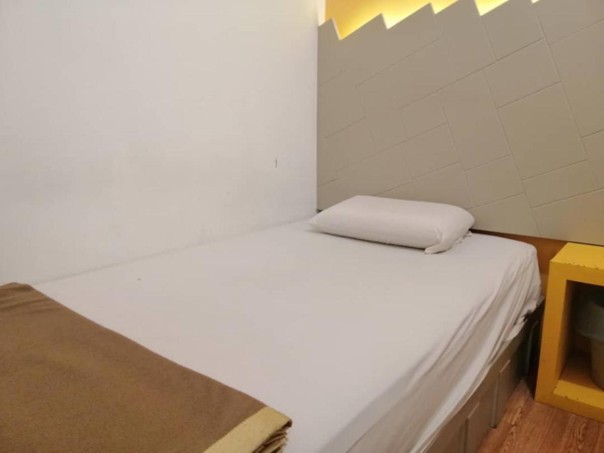 Spot On 89816 Warm Blanket Hotel Johor Bahru Exterior foto